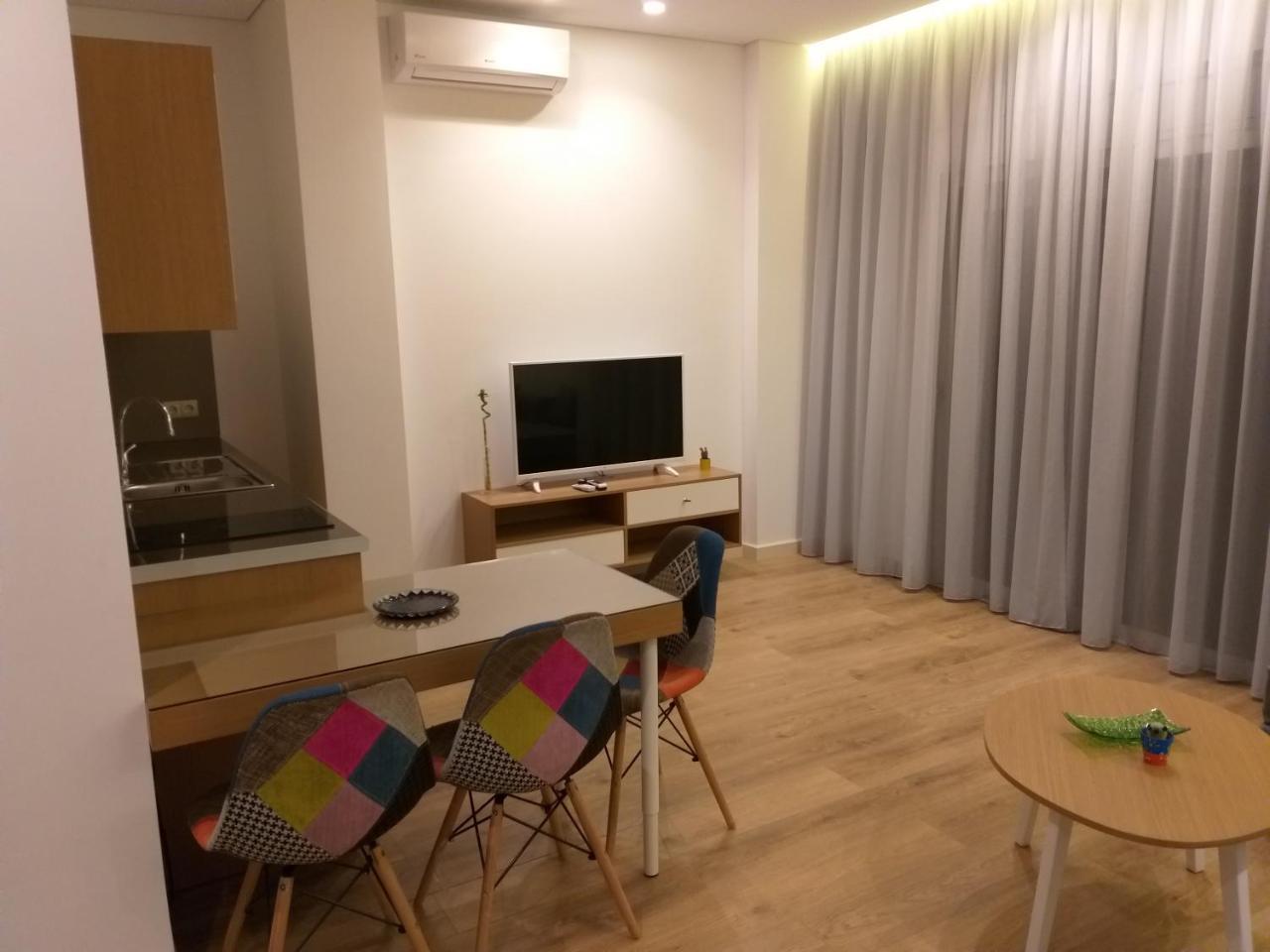 Rustemi Aparthotel Sarandë Buitenkant foto